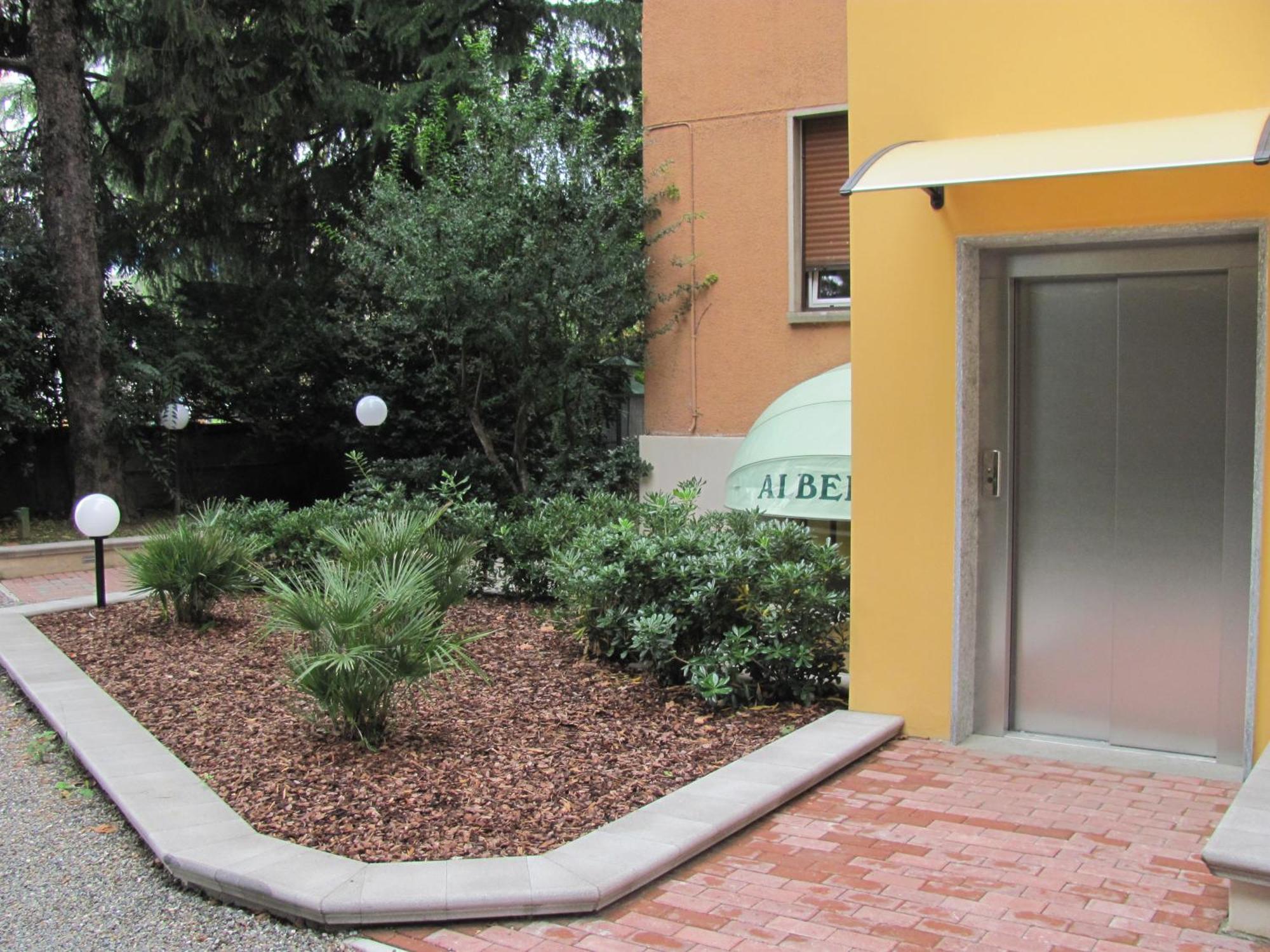 Albergo Hotel Giardino Desio Buitenkant foto